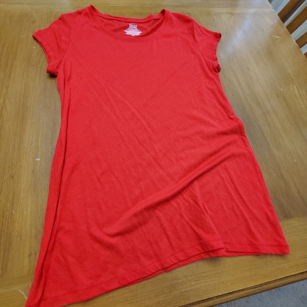 Women's cap sleeve t-shirt size XL Red